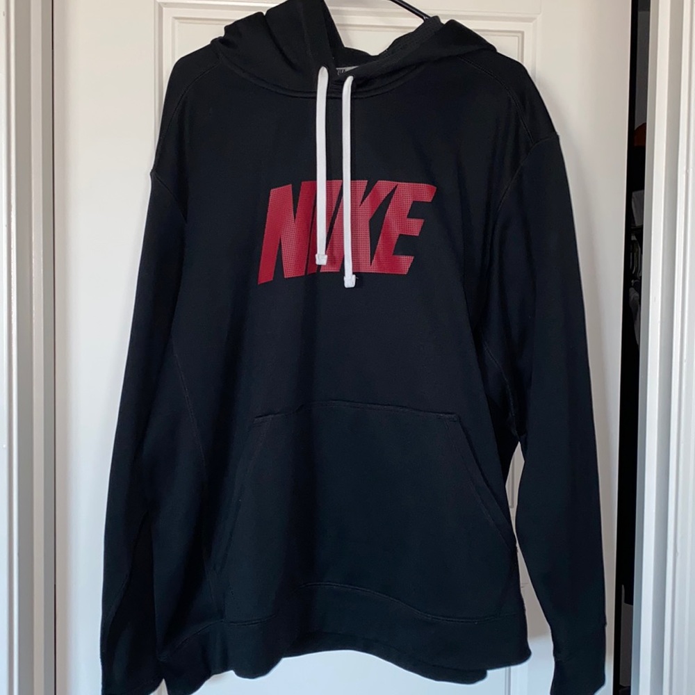 Men’s Nike hooded sweater size XL